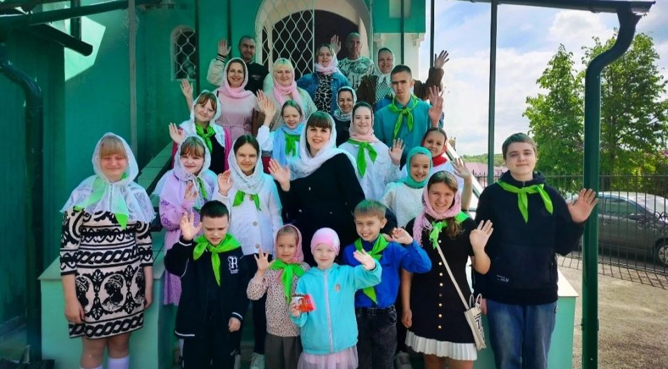 Духовная встреча в СвятоНикольском храме города Клинцы Духовная встреча в СвятоНикольском храме города Клинцы