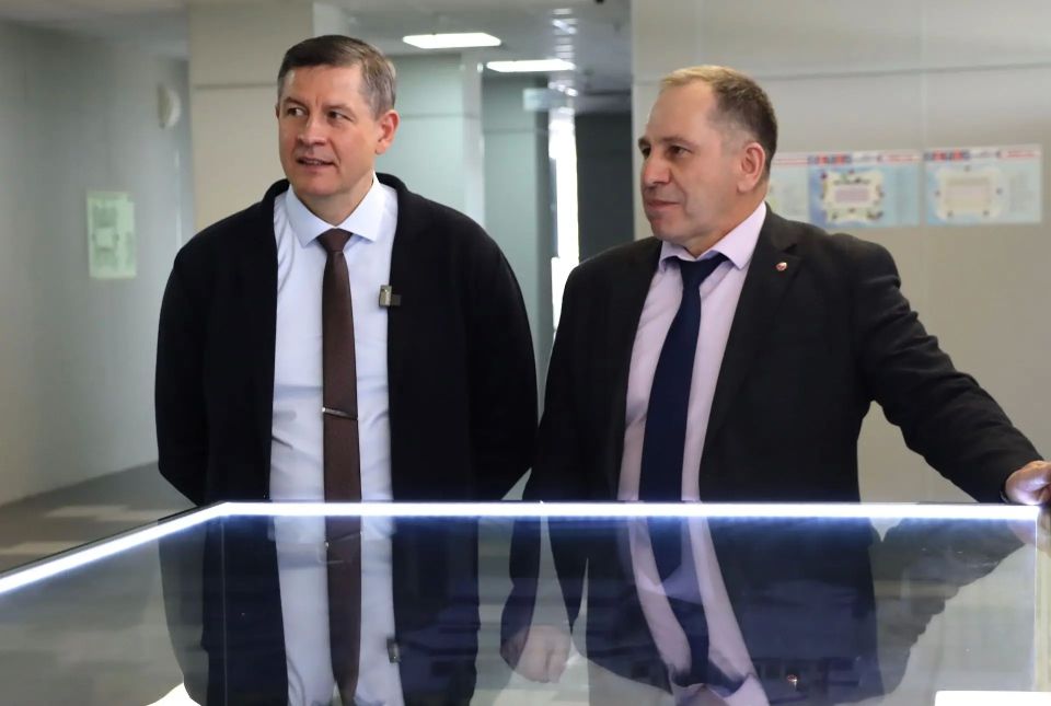 Во Дворце единоборств им. Артема Осипенко руководители региона, гости Брянщины приняли участие в открытии Международного турнира региональной организации «Динамо» по боксу среди сотрудников силовых ведомств, приуроченного к... Во Дворце единоборств им. Артема Осипенко руководители региона, гости Брянщины приняли участие в открытии Международного турнира региональной организации «Динамо» по боксу среди сотрудников силовых ведомств, приуроченного к...