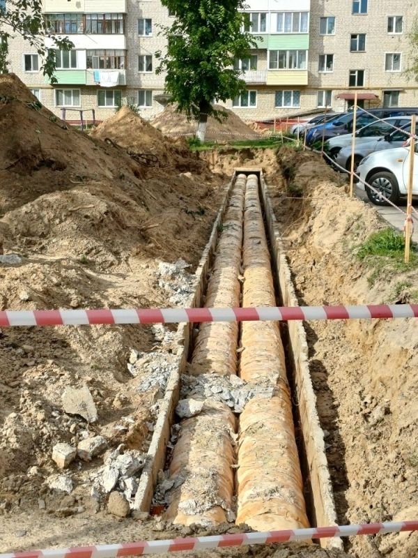 В текущем году в рамках регионального проекта Брянской области "Формирование комфортной городской среды" благоустраивается сквер по ул. Демьяна Бедного в районе военного комиссариата в городе Клинцы Брянской области В текущем году в рамках регионального проекта Брянской области "Формирование комфортной городской среды" благоустраивается сквер по ул. Демьяна Бедного в районе военного комиссариата в городе Клинцы Брянской области