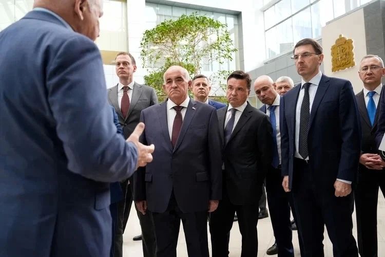 Принял участие в заседании Совета при полномочном представителе Президента РФ в Центральном федеральном округе Игоре Олеговиче Щёголеве Принял участие в заседании Совета при полномочном представителе Президента РФ в Центральном федеральном округе Игоре Олеговиче Щёголеве