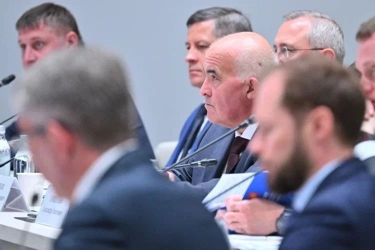 Принял участие в заседании Совета при полномочном представителе Президента РФ в Центральном федеральном округе Игоре Олеговиче Щёголеве Принял участие в заседании Совета при полномочном представителе Президента РФ в Центральном федеральном округе Игоре Олеговиче Щёголеве