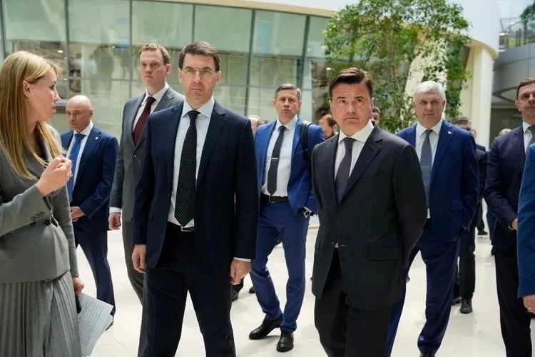Принял участие в заседании Совета при полномочном представителе Президента РФ в Центральном федеральном округе Игоре Олеговиче Щёголеве Принял участие в заседании Совета при полномочном представителе Президента РФ в Центральном федеральном округе Игоре Олеговиче Щёголеве