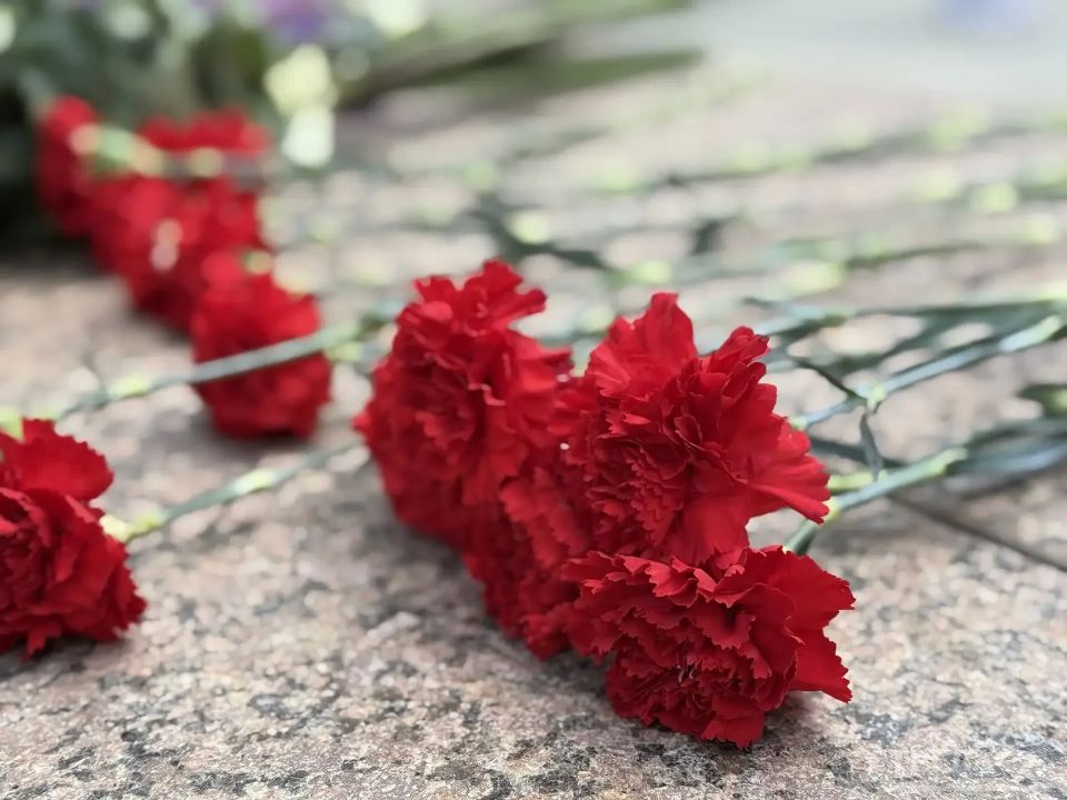 У памятника первому космонавту Юрию Гагарину в центре Советского района Брянска сегодня, 26 мая, состоялось торжественное мероприятие У памятника первому космонавту Юрию Гагарину в центре Советского района Брянска сегодня, 26 мая, состоялось торжественное мероприятие
