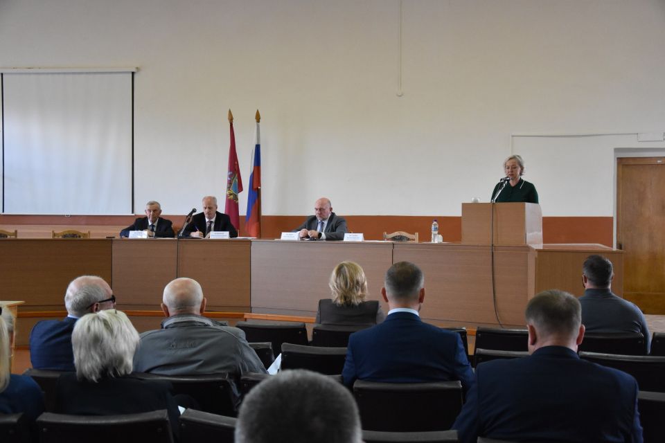 Состоялось 12-е заседание Дятьковского районного Совета народных депутатов седьмого созыва Состоялось 12-е заседание Дятьковского районного Совета народных депутатов седьмого созыва