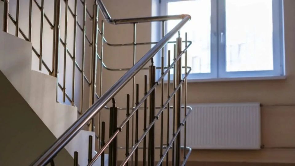 Аварийное здание гимназии в Клинцах приведут в порядок по суду