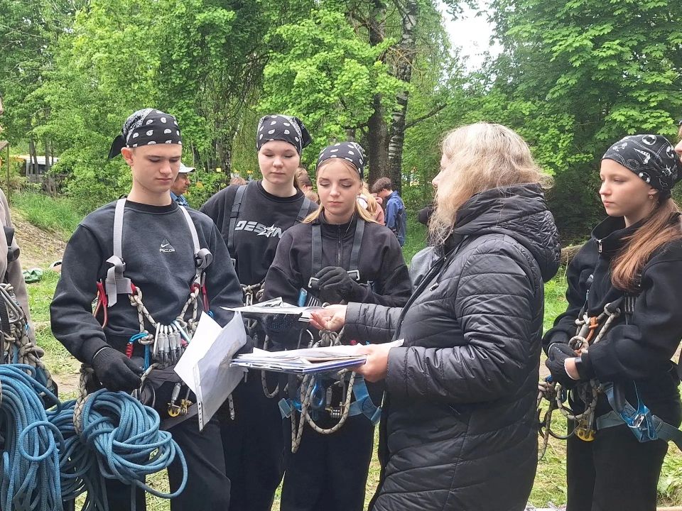 В Брянске прошёл финал XXIV соревнований «Школа безопасности» В Брянске прошёл финал XXIV соревнований «Школа безопасности»