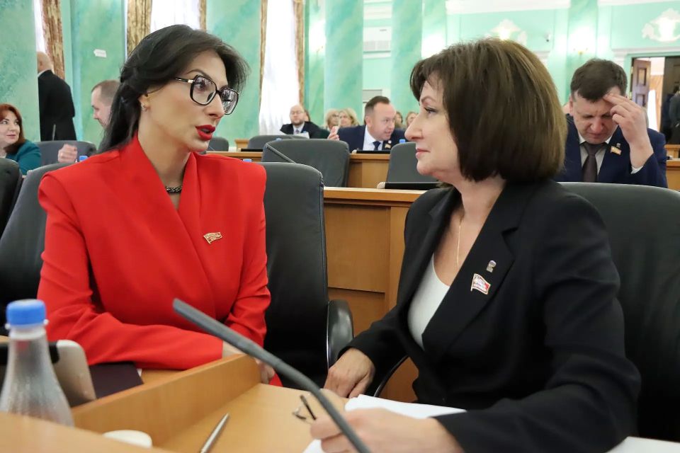 Парламентский день: спикер Валентин Суббот провел очередное заседание Брянской областной Думы! Парламентский день: спикер Валентин Суббот провел очередное заседание Брянской областной Думы!