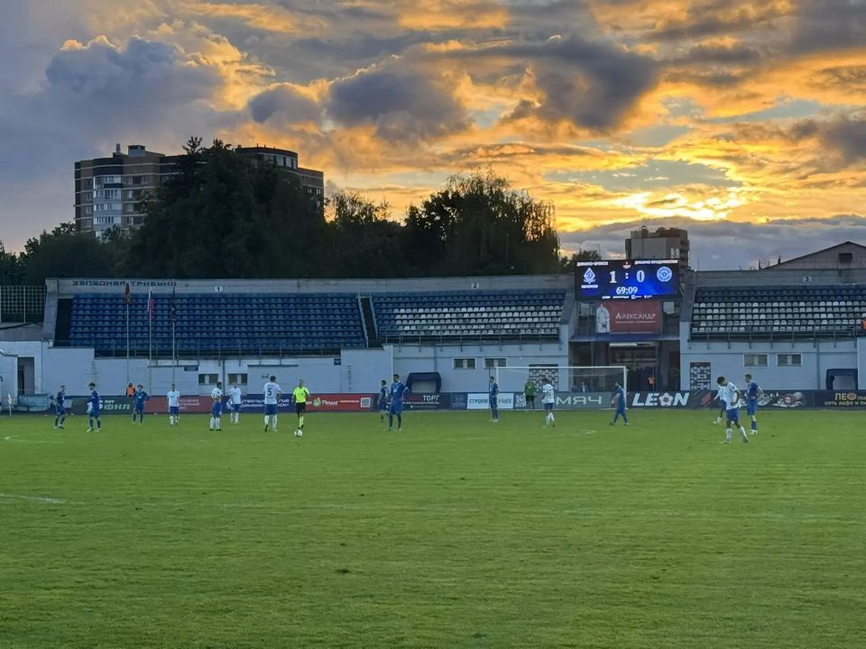 2:0! Поздравляю «Динамо-Брянск» с победой над Владивостоком! Взяли реванш дома, в том числе и благодаря мощнейшей поддержке трибун 2:0! Поздравляю «Динамо-Брянск» с победой над Владивостоком! Взяли реванш дома, в том числе и благодаря мощнейшей поддержке трибун