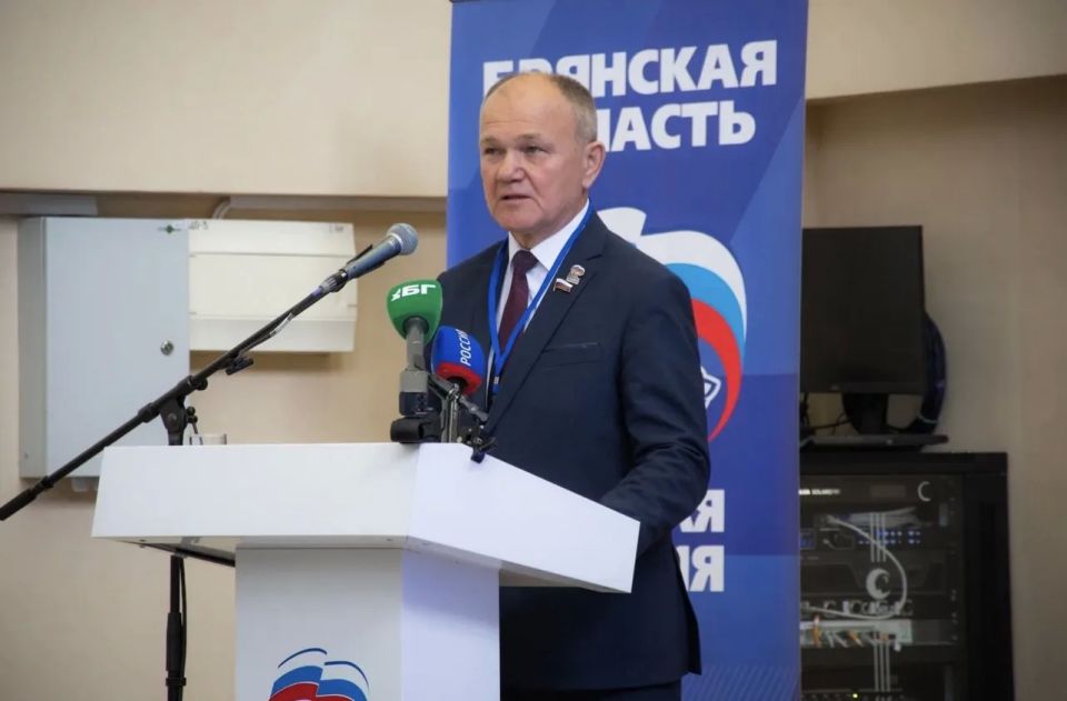 Александр Богомаз: Главный итог реализации Народной программы партии «Единая Россия» в том, что каждый житель Брянской области увидел, почувствовал реальные позитивные перемены Александр Богомаз: Главный итог реализации Народной программы партии «Единая Россия» в том, что каждый житель Брянской области увидел, почувствовал реальные позитивные перемены