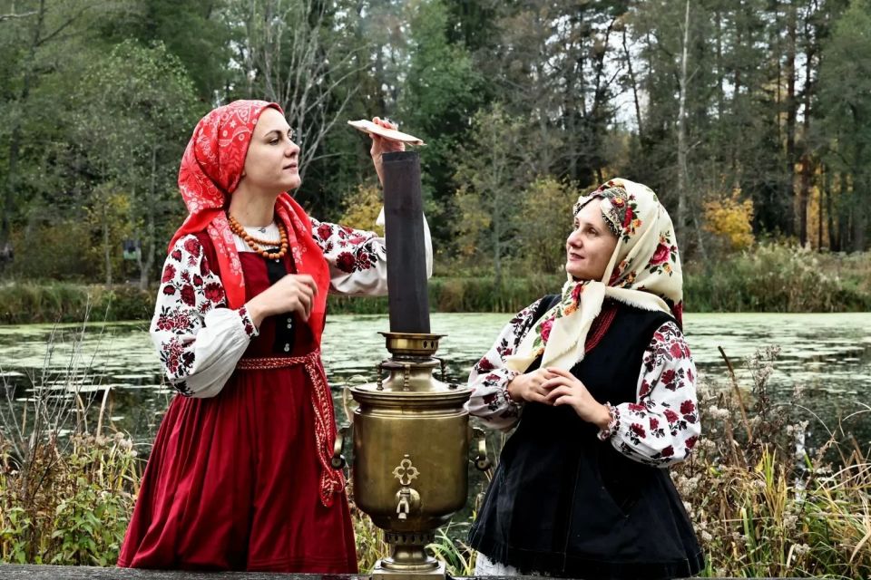 В Гусевском историко-краеведческом музее им. А.М. Иванова Калининградской области открылась уникальная выставка, связывающая прошлое и настоящее В Гусевском историко-краеведческом музее им. А.М. Иванова Калининградской области открылась уникальная выставка, связывающая прошлое и настоящее