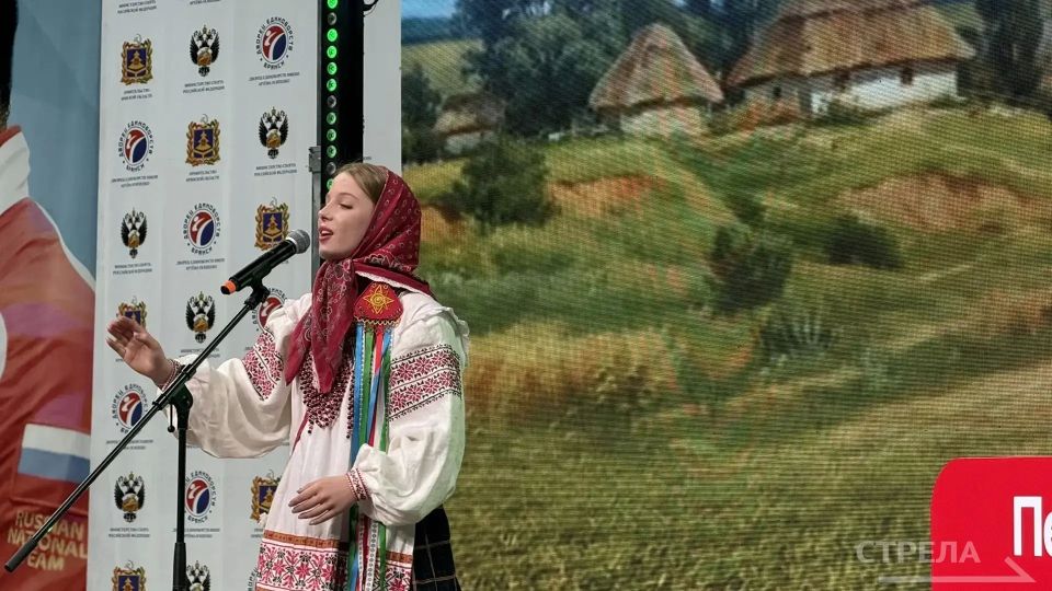 После официального открытия фестиваля детства и юности Движения Первых Брянской области и работы регионального координационного совета старт масштабному празднику дал яркий концерт После официального открытия фестиваля детства и юности Движения Первых Брянской области и работы регионального координационного совета старт масштабному празднику дал яркий концерт
