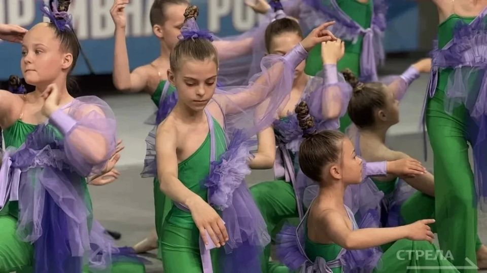 После официального открытия фестиваля детства и юности Движения Первых Брянской области и работы регионального координационного совета старт масштабному празднику дал яркий концерт После официального открытия фестиваля детства и юности Движения Первых Брянской области и работы регионального координационного совета старт масштабному празднику дал яркий концерт