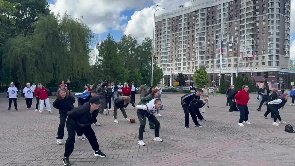 В Брянске прошел праздник здоровья в рамках реализации программы «Активное долголетие»