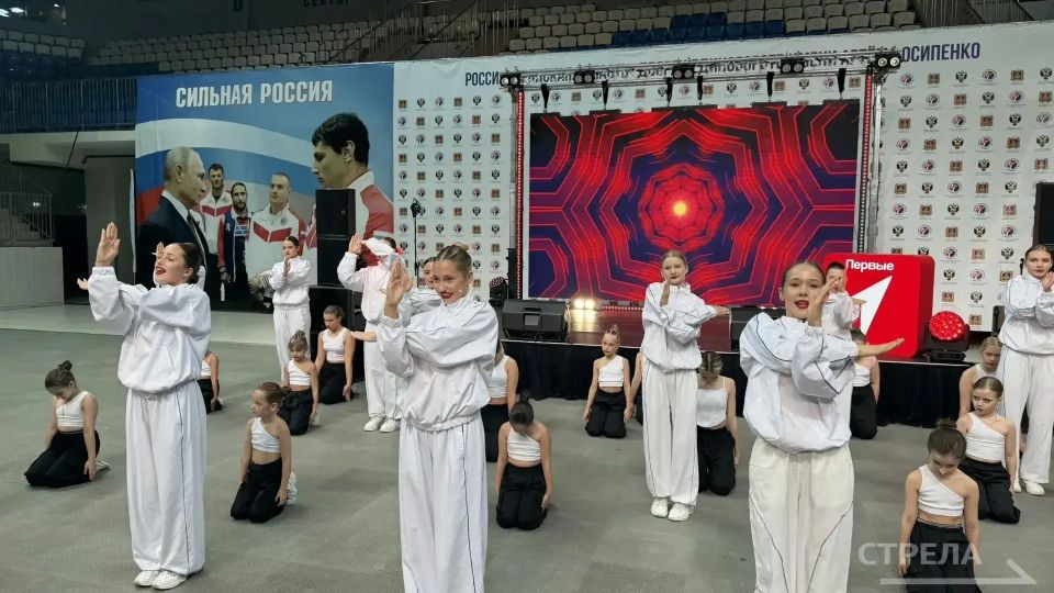 После официального открытия фестиваля детства и юности Движения Первых Брянской области и работы регионального координационного совета старт масштабному празднику дал яркий концерт После официального открытия фестиваля детства и юности Движения Первых Брянской области и работы регионального координационного совета старт масштабному празднику дал яркий концерт