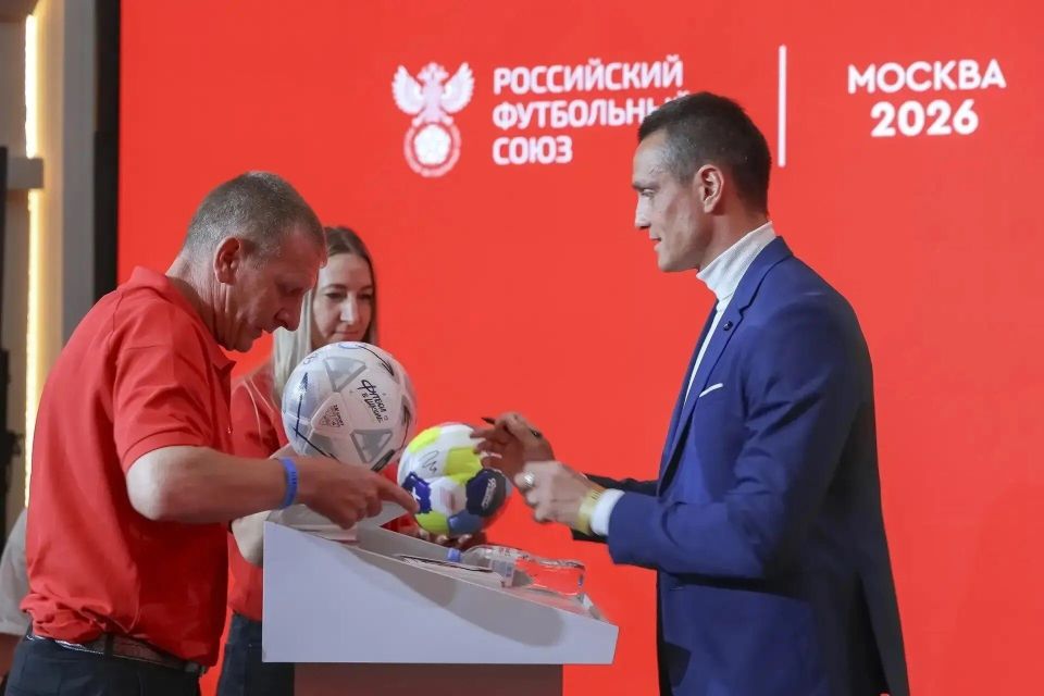 Педагог из Клинцов вошла в число лучших учителей конкурса «Магнит футбола» Педагог из Клинцов вошла в число лучших учителей конкурса «Магнит футбола»