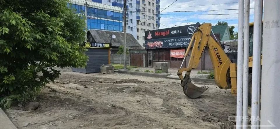 В Советском районе Брянска продолжается благоустройство улицы Красноармейской В Советском районе Брянска продолжается благоустройство улицы Красноармейской