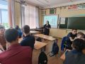 Выбирай: неформальность или защита
