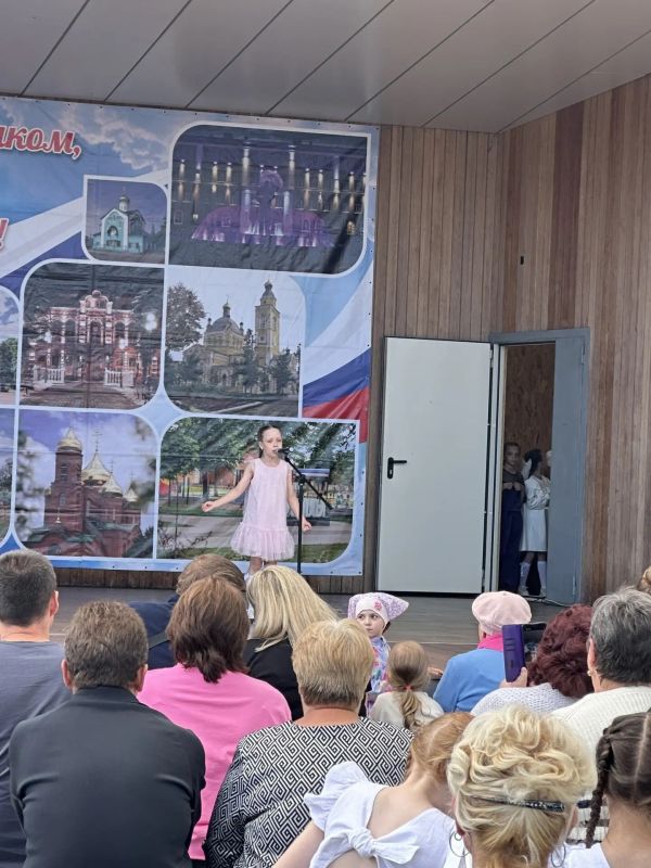01.06.2026 года в честь Международного дня защиты детей в парке им. В. Воровского прошёл праздничный концерт 01.06.2026 года в честь Международного дня защиты детей в парке им. В. Воровского прошёл праздничный концерт