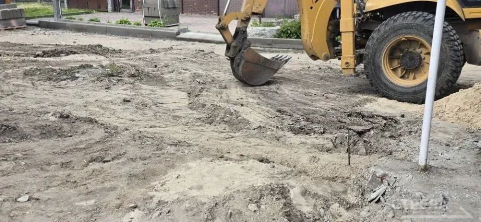 В Советском районе Брянска продолжается благоустройство улицы Красноармейской В Советском районе Брянска продолжается благоустройство улицы Красноармейской