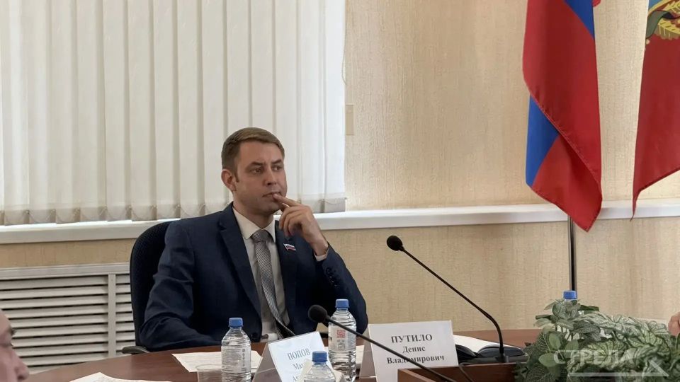 В Брянске прошел круглый стол «Единство народов – сила России: роль институтов гражданского общества в укреплении межнационального согласия» В Брянске прошел круглый стол «Единство народов – сила России: роль институтов гражданского общества в укреплении межнационального согласия»