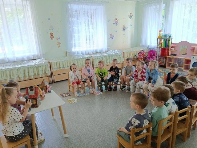 В МБДОУ-детский сад №12 «Дюймовочка» прошёл удивительный день, полный чудес и волшебства – Международный день Сказок В МБДОУ-детский сад №12 «Дюймовочка» прошёл удивительный день, полный чудес и волшебства – Международный день Сказок