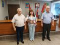 Еженедельное рабочее совещание в администрации Погарского района началось с награждения Кондоба Ирины Васильевны медалью Министерства обороны Российской Федерации «За достижения в военно-патриотической работе»