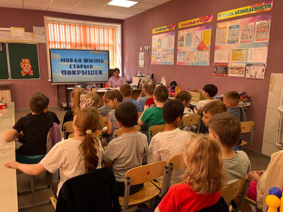 3 июня - В лагере «Улыбка» Займищенской СОШ был организован просмотр и обсуждение серии мультфильмов Всероссийского образовательного онлайн - проекта «Помощники Земли» 3 июня - В лагере «Улыбка» Займищенской СОШ был организован просмотр и обсуждение серии мультфильмов Всероссийского образовательного онлайн - проекта «Помощники Земли»