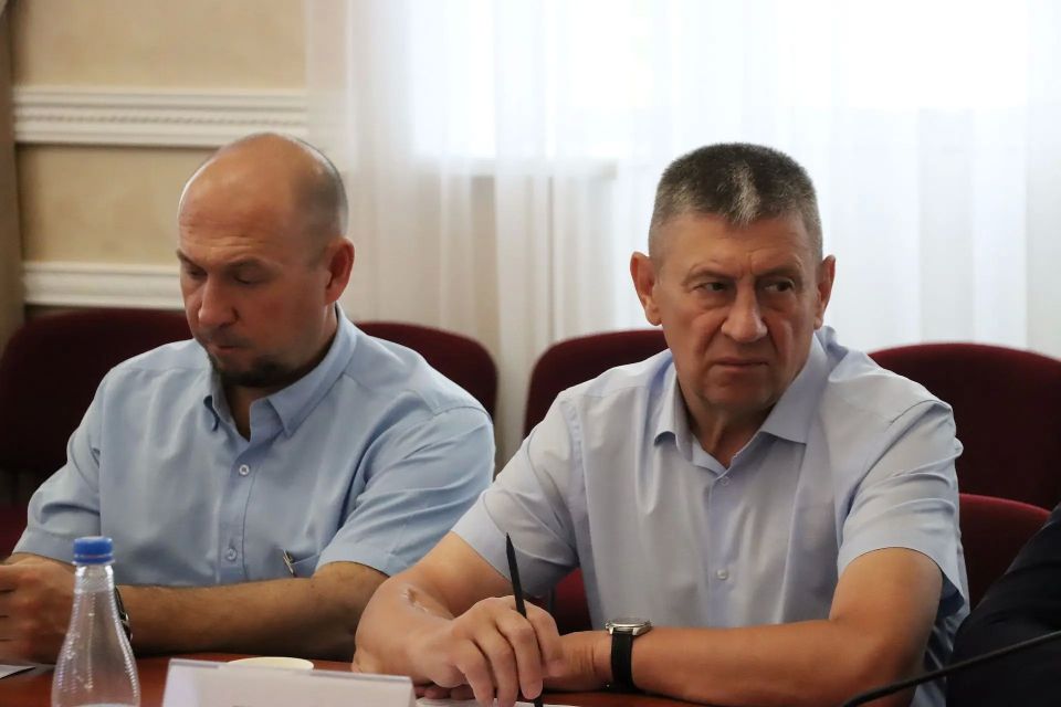С заботой о людях: под руководством Евгения Киселёва состоялось заседание комитета по вопросам социальной политики и здравоохранения! С заботой о людях: под руководством Евгения Киселёва состоялось заседание комитета по вопросам социальной политики и здравоохранения!