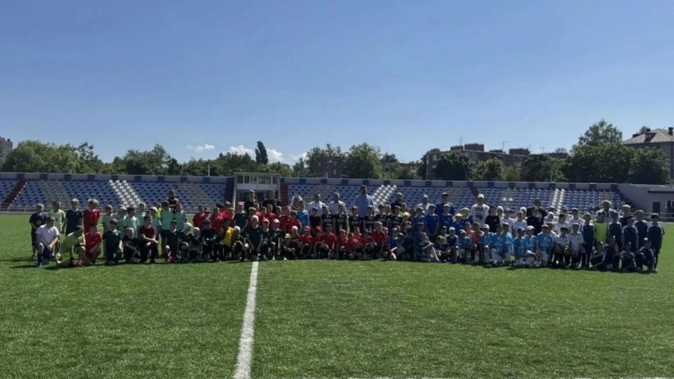 В Брянске почтили память павших воинов проведением турнира по мини-футболу