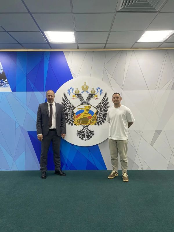 Максим Рудин с рабочим визитом посетил Паралимпийский комитет России Максим Рудин с рабочим визитом посетил Паралимпийский комитет России