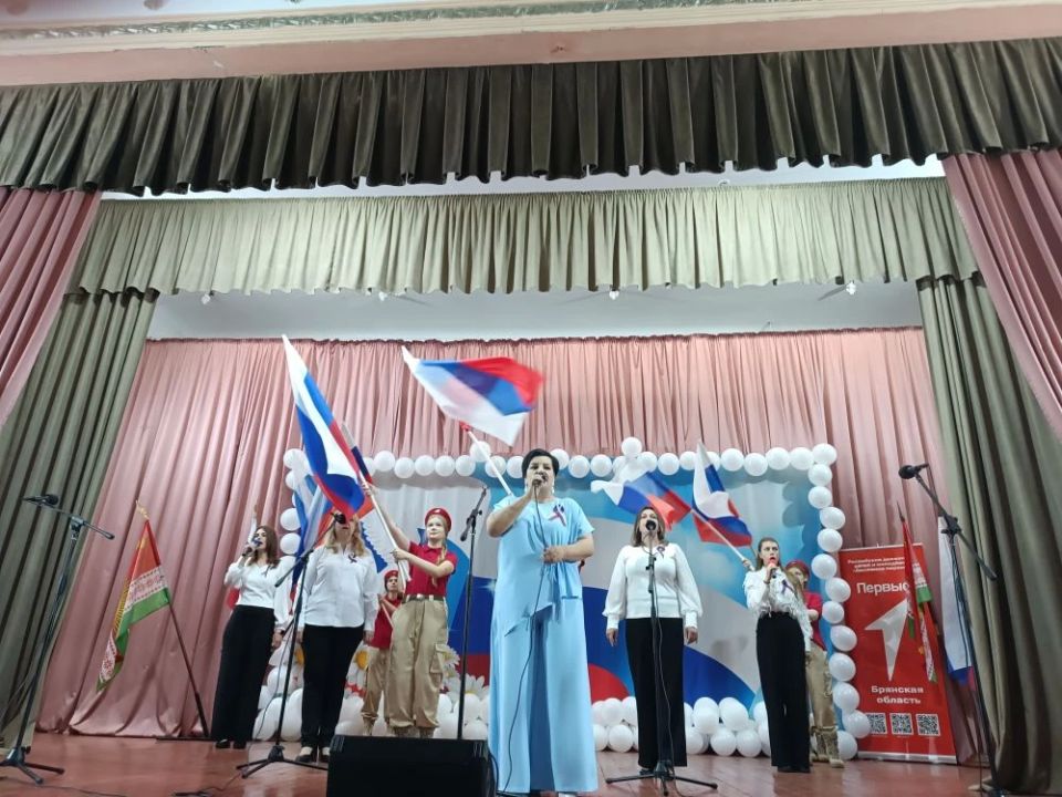Сегодня,10 июня в преддверии государственного праздника в нашем районе состоялось торжественное мероприятие посвящённое Дню России Сегодня,10 июня в преддверии государственного праздника в нашем районе состоялось торжественное мероприятие посвящённое Дню России