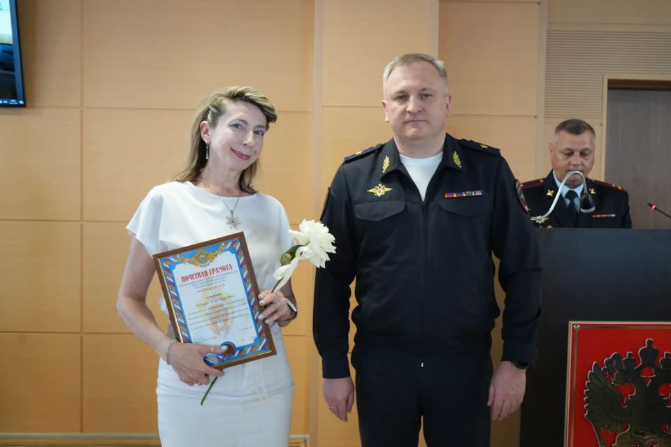 Сегодня отмечается день образования пресс-служб и подразделений общественных связей органов внутренних дел Российской Федерации Сегодня отмечается день образования пресс-служб и подразделений общественных связей органов внутренних дел Российской Федерации