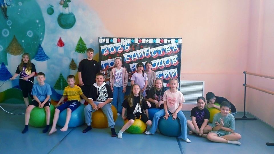 8 июня в МБУДО ЦДТ состоялся час здоровья «Здоровое будущее» для обучающихся МБОУ Гимназия №1 им. Ю. А. Гагарина и МБОУ СОШ №7 им. А. С. Семенка 8 июня в МБУДО ЦДТ состоялся час здоровья «Здоровое будущее» для обучающихся МБОУ Гимназия №1 им. Ю. А. Гагарина и МБОУ СОШ №7 им. А. С. Семенка