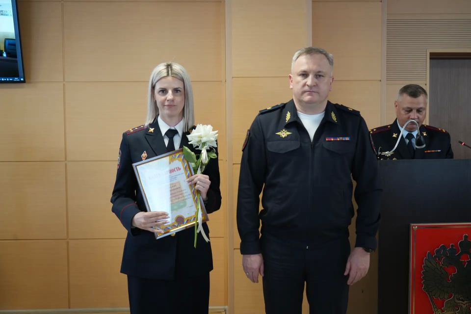 Сегодня отмечается день образования пресс-служб и подразделений общественных связей органов внутренних дел Российской Федерации Сегодня отмечается день образования пресс-служб и подразделений общественных связей органов внутренних дел Российской Федерации