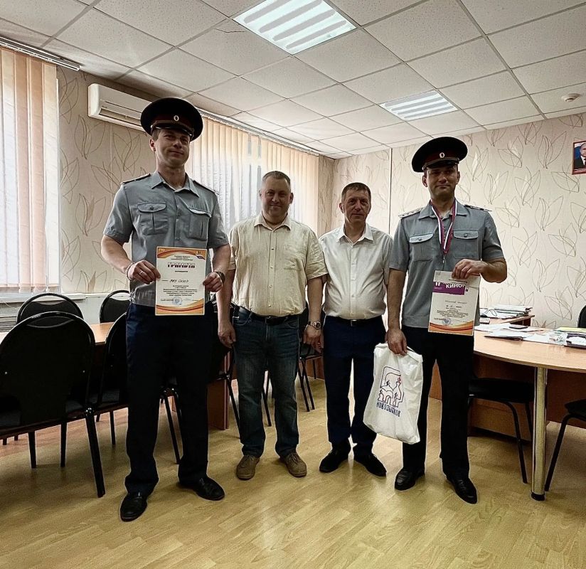 В городской администрации наградили лучших атлетов ГТО! Сегодня в здании гор.администрации состоялось торжественное награждение лучших атлетов, которые 5 июня на стадионе «Труд» соревновались в рамках восьмого фестиваля... В городской администрации наградили лучших атлетов ГТО! Сегодня в здании гор.администрации состоялось торжественное награждение лучших атлетов, которые 5 июня на стадионе «Труд» соревновались в рамках восьмого фестиваля...