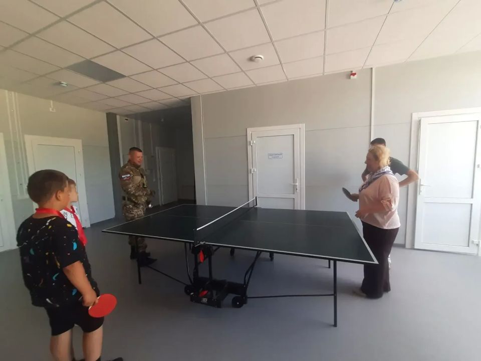 В Жирятино юных спортсменов напутствовал герой СВО В Жирятино юных спортсменов напутствовал герой СВО