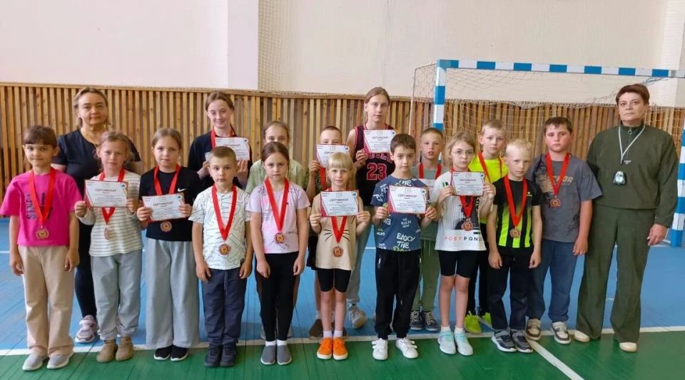 В физкультурно-оздоровительном комплексе «Звёздный» прошёл фестиваль по сдаче норм ГТО для участников группы общей физической подготовки