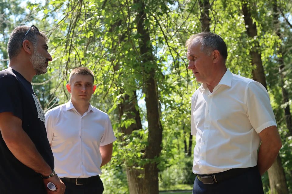 Александр Макаров проверил работу подрядчика в парке «Олимпийский»