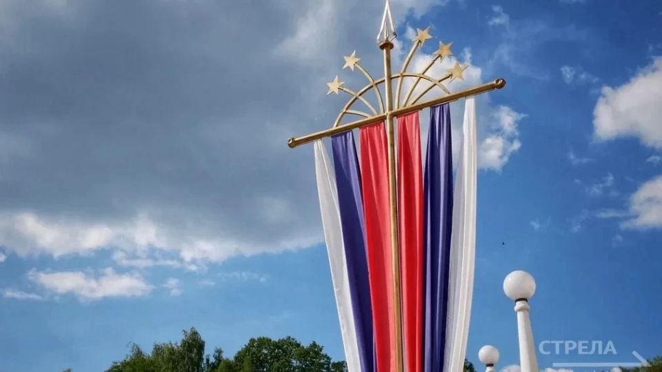 Временно исполняющий обязанности Губернатора Брянской области Егор Ковальчук поздравил жителей региона с Днем России, который отмечается сегодня, 12 июня
