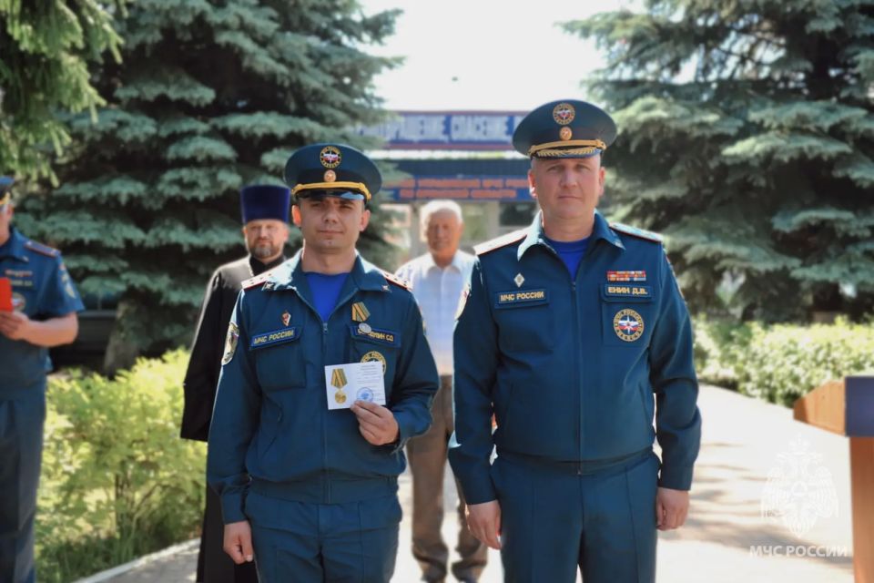 В преддверии Дня России прошло торжественное награждение В преддверии Дня России прошло торжественное награждение