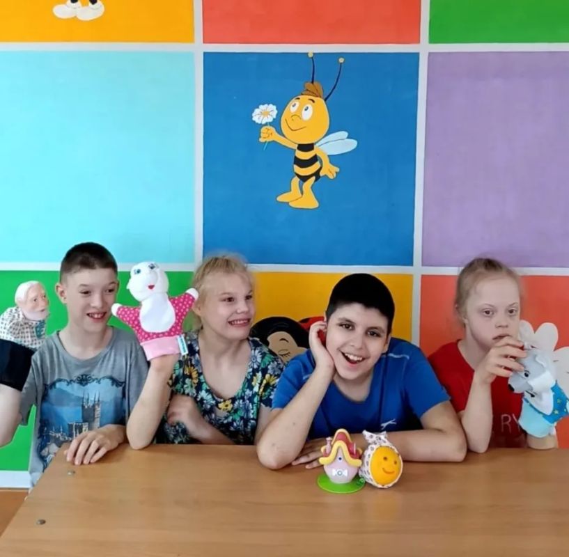 Скучать в ГБСУ БО "Дубровский детский дом социального обслуживания "Планета детства" некогда! У нас каждый день — как новая глава увлекательной сказки: всегда найдётся, чем занять и удивить наших ребят Скучать в ГБСУ БО "Дубровский детский дом социального обслуживания "Планета детства" некогда! У нас каждый день — как новая глава увлекательной сказки: всегда найдётся, чем занять и удивить наших ребят