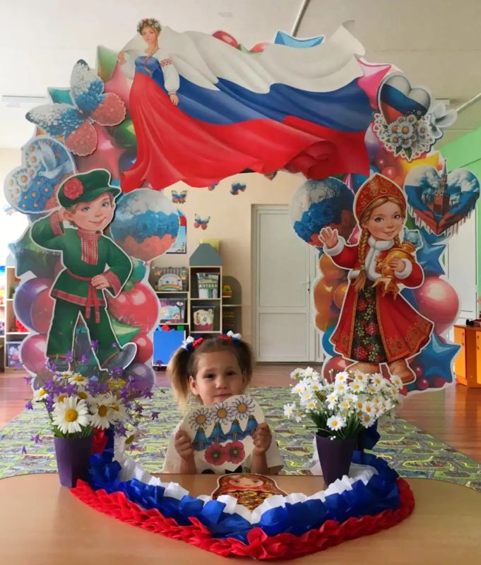 Патриотизм и творчество в дошкольной группе МБОУ -Ардонской СОШ! Патриотизм и творчество в дошкольной группе МБОУ -Ардонской СОШ!