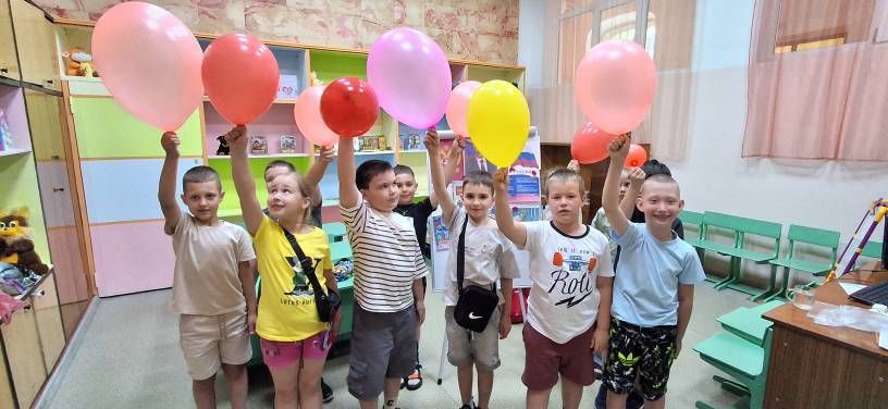 11 июня в МБУДО ЦДТ педагог дополнительного образования Разумеева Г. В. организовала для обучающихся МБОУ гимназия№1 им. Ю. А. Гагарина беседу «У моей России белые косички» 11 июня в МБУДО ЦДТ педагог дополнительного образования Разумеева Г. В. организовала для обучающихся МБОУ гимназия№1 им. Ю. А. Гагарина беседу «У моей России белые косички»