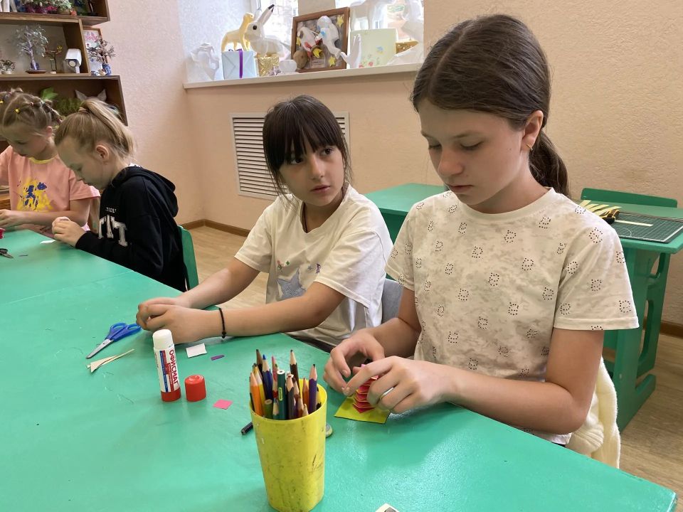 Сегодня Центр Детского творчества гостеприимно распахнул свои двери — не время для скуки! Сегодня Центр Детского творчества гостеприимно распахнул свои двери — не время для скуки!
