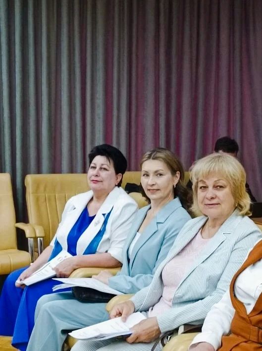 Глава администрации Клинцовского района Максименко Л. И. по приглашению Совета Федерации приняла участие в заседании Совета по местному самоуправлению в Совете Федерации Федерального Собрания РФ на тему "Устойчивое развитие... Глава администрации Клинцовского района Максименко Л. И. по приглашению Совета Федерации приняла участие в заседании Совета по местному самоуправлению в Совете Федерации Федерального Собрания РФ на тему "Устойчивое развитие...