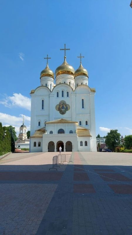 Лето – это прекрасная пора для активного образа жизни, саморазвития и гармоничного взаимодействия с окружающим миром Лето – это прекрасная пора для активного образа жизни, саморазвития и гармоничного взаимодействия с окружающим миром
