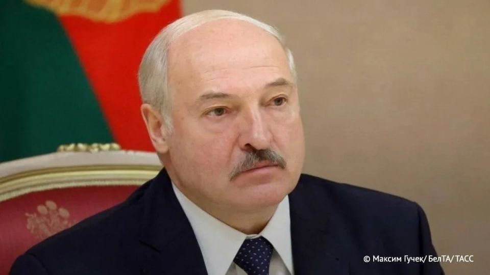 Лукашенко назвал провокацией удар ВСУ по автобусу с белорусскими детьми в Брянской области