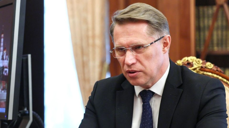 Мурашко поблагодарил российских и белорусских врачей за помощь раненым после атаки на автобус в Брянской области