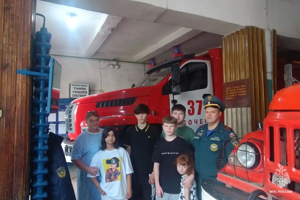 Познавательная экскурсия для воспитанников пришкольного лагеря ГБУ СО «Центр социальной помощи семье и детям Почепского района» Познавательная экскурсия для воспитанников пришкольного лагеря ГБУ СО «Центр социальной помощи семье и детям Почепского района»