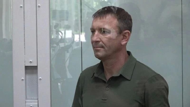 «Семь лет за полмиллиарда долларов и обанкроченный регион? А боевому генералу Ивану Попову — пять лет?» «Семь лет за полмиллиарда долларов и обанкроченный регион? А боевому генералу Ивану Попову — пять лет?»